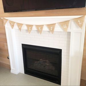 Farmhouse Burlap Grateful Triangle Banner Decor